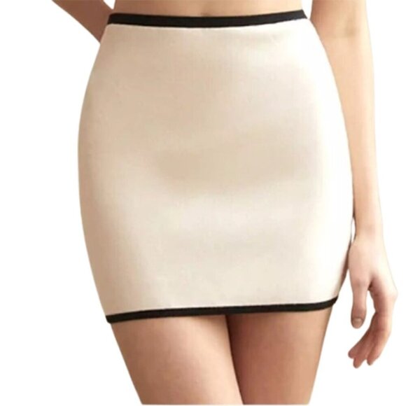 🆕 NWT REVOLVE & LUXURY MINIMALIST lovers COMMESE knit mini skirt size  S - Picture 1 of 10